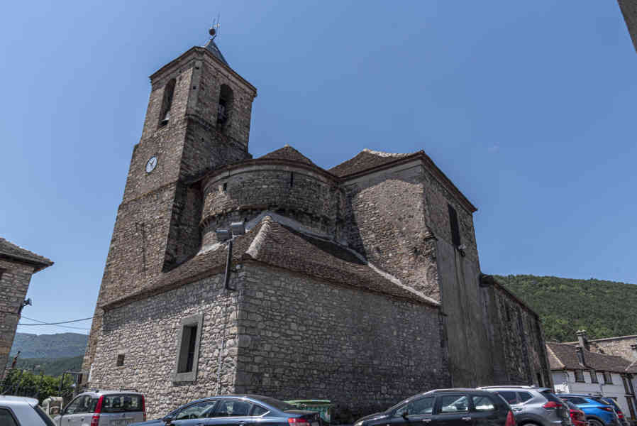 Huesca - Siresa 17 - monasterio de San Pedro de Siresa.jpg